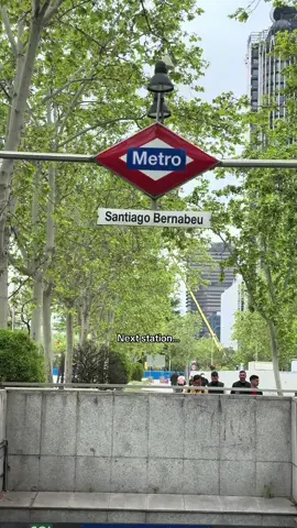 Just waiting for my return back to the metro to go to the Santiago Bernabéu, the worlds best stadium 🤍 #viral #trending #realmadrid #halamadrid #footballtiktok 