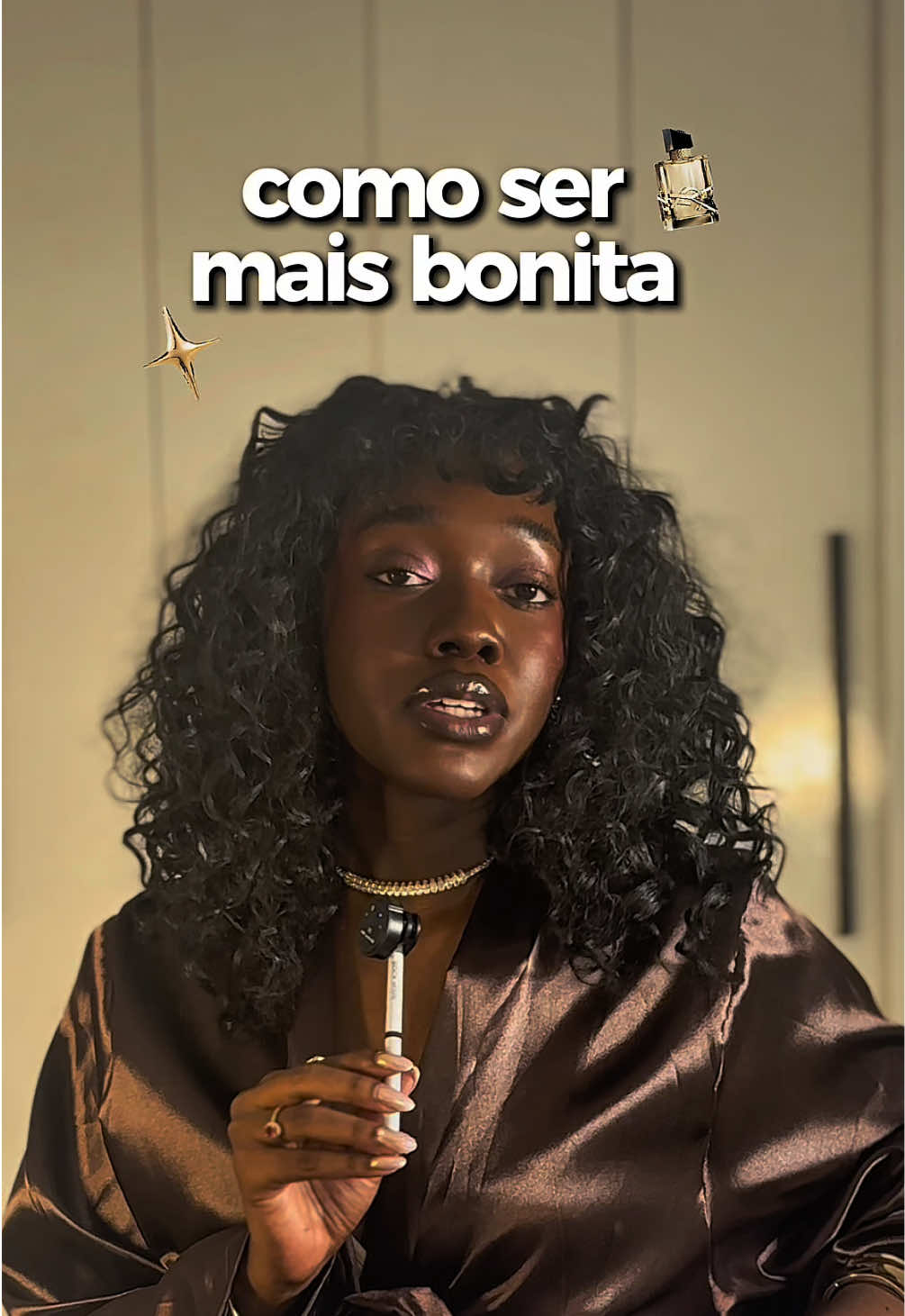 Você é LINDA, pretinha. Essas dicas aqui? São só o bônus ✨🤎 #autocuidado #glowingskin #carolinnega 