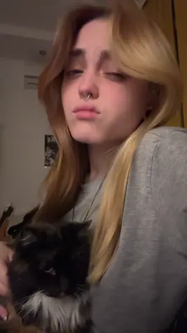 подруга девушки что/ жду в тгк