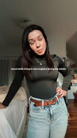 Who even invented daylight savings? 😭  #newengland #mood #daylightsavings #massachusetts #winter 