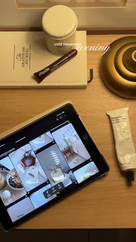 en partenariat avec Davines France @Davines  J’ai testé la gamme LOVE CURL et j’en suis vraiment ravie ! Mes cheveux ondulés avaient tendance à manquer d’hydratation et de définition, mais cette gamme a complètement changé leur texture. L’extrait d’amande fait vraiment la différence : mes boucles sont plus souples, rebondies et bien définies sans être alourdies. J’ai aussi noté beaucoup moins de frisottis et mes longueurs restent douces toute la journée.  J’adore le fait que les formules soient douces et que le packaging soit éco-concu c’est un vrai plus ✨✨ #davines #curlyhair #davinescurlyhair #collaborationcommerciale #hairtok 