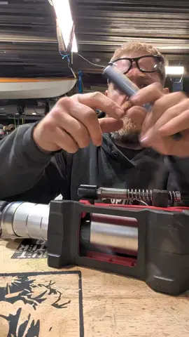 @Fanttik Little needle die grinder is one of the coolest things you've ever seen. if you haven't used one of these, we recommend you get one right now so handy for all kinds of projects  #tiktokshop #BlackTikTok #blackfriday #tiktoksale 