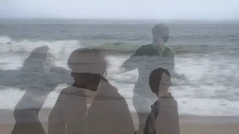 يمتئ تحن علي😴🍃.  #تصميم_فيديوهات🎶🎤🎬 #تصميم_شاشة_سوداء #مالي_خلق_احط_هاشتاقات #اغاني_مسرعه💥 