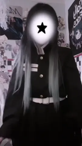 the belt is too long so it feels awkward🥹 also i got another ear piercing just yesterday so wearing a wig was really risky🤫🤫🥺 it hurt putting the wig cap on💔 #muichirotokito #demonslayer #muichirotokitocosplay #fyp #trending 