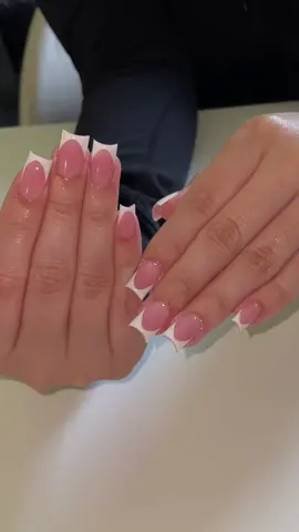 Can never go wrong with a French tip set😬❄️💕 #nailtok #nailvideos #dallastx #fyp 