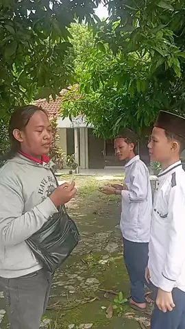 Karena ada pasir #gatahu_maul #lucu #foryou #joke #jokesbapackbapack 