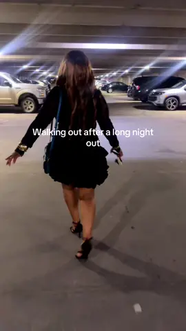 Take a mile in these Louboutin👠 #party 