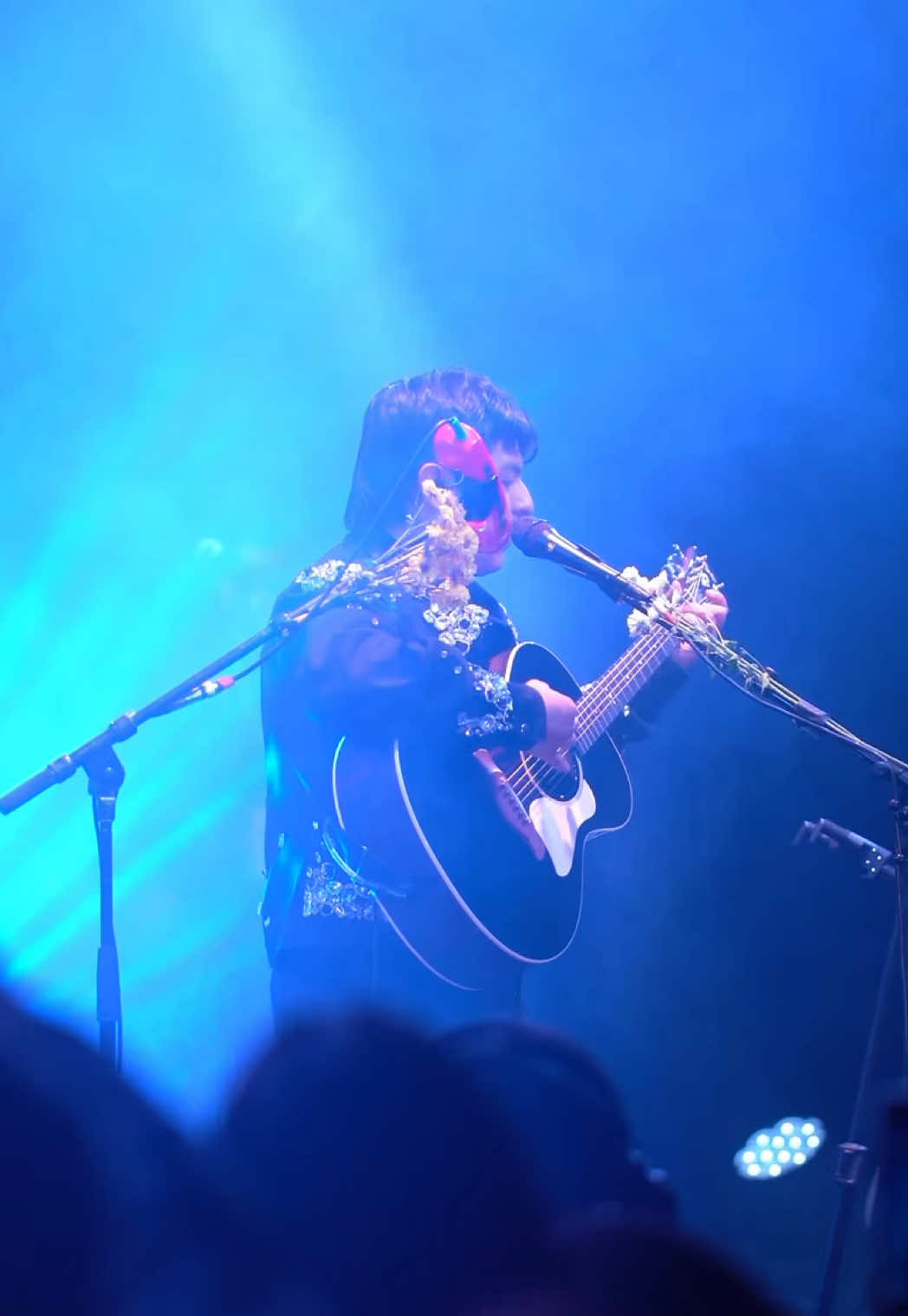 Gracias Ciudad de México por venir a mi primer concierto en solitario, la pasamos increíble, gracias por un año increíble, gracias por escuchar mi música y guardarla en su corazón, aquí un poco de lo que vivimos en nuestro primer Lunario del Auditorio Nacional❤️🌠 #macariomartinez #musicamexicana 