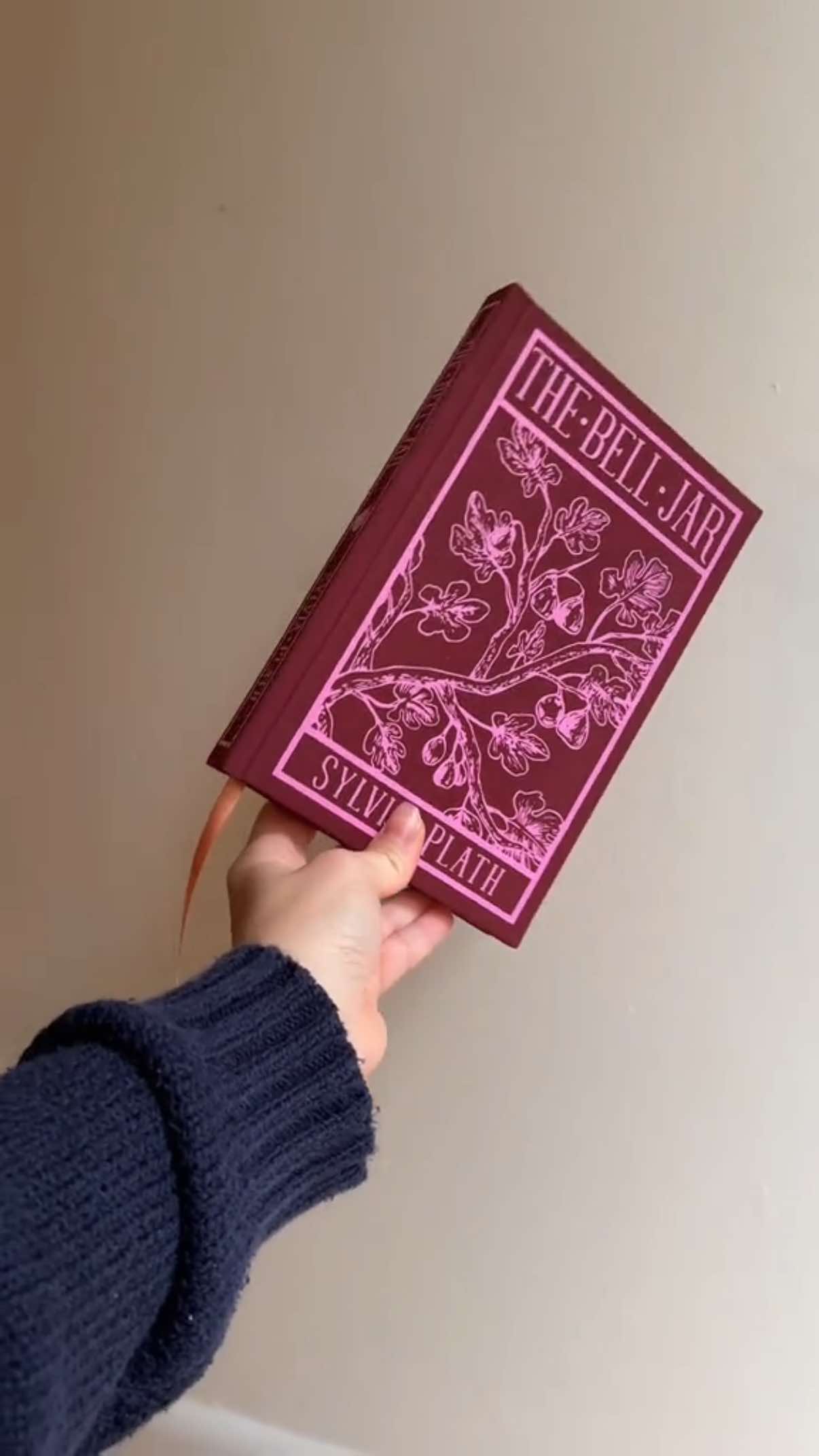 Rebinding The Bell Jar into my Fig Tree Special Edition 🤎🌳🪾 #bookbinding #bookrebind #rebinding #thebelljar #sylviaplath 