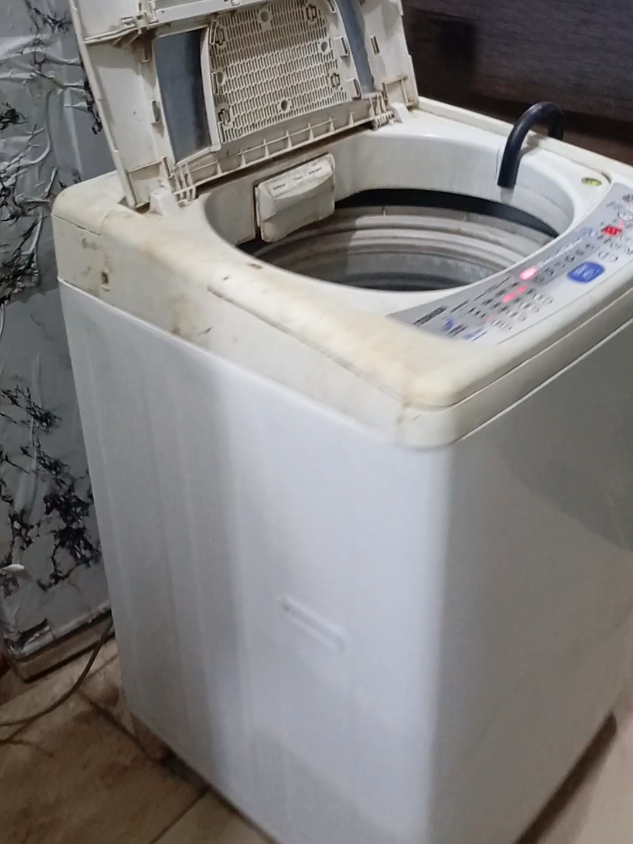 #مشاهير_تيك_توك #شيلرات #خبره #فني #غسالات_ملابس غساله توشيبا 10 كيلو  تغير بودي وجيربوكس ياريت نصلي على النبي في كومنت 🙏🏻