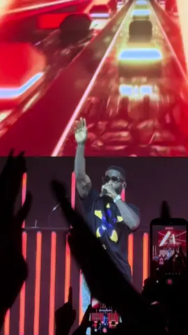 Nothing but vibes ✌🏽 #radio1anthemslive #tinietempah #throwback  @Tinie Tempah