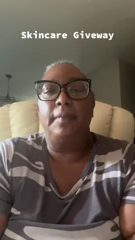 Skincare/Bodycare Giveaway: I’ve seen a lot of comments lately on skincare videos where there are people that would love to get started on their own journey but, can’t afford it. This is how I can give back during this Holiday Season. I know there are so many heavy things going on in the world and I hope this can make someone’s day a little brighter. To enter please  like the video and comment “Holly Jolly Christmas”. 🎄 Enteties start now, and the last day to enter is 12/6.  A winner will be announced 12/9. Brands that are tagged will be in the giveaway: @TheraBreath US @byoma @Bubble Skincare @Beekman 1802 @eos Products @Evian Facial Spray @Prequelskin @medicube global @Naturium @Dove Beauty & Personal Care           #skintok #skincare #giveaway #skincareroutine 