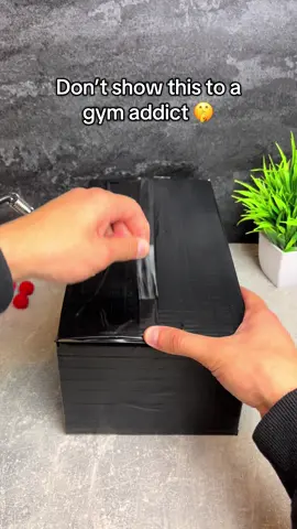 Best gym addict gift reveal 🤩🎁 #gym #fyp 