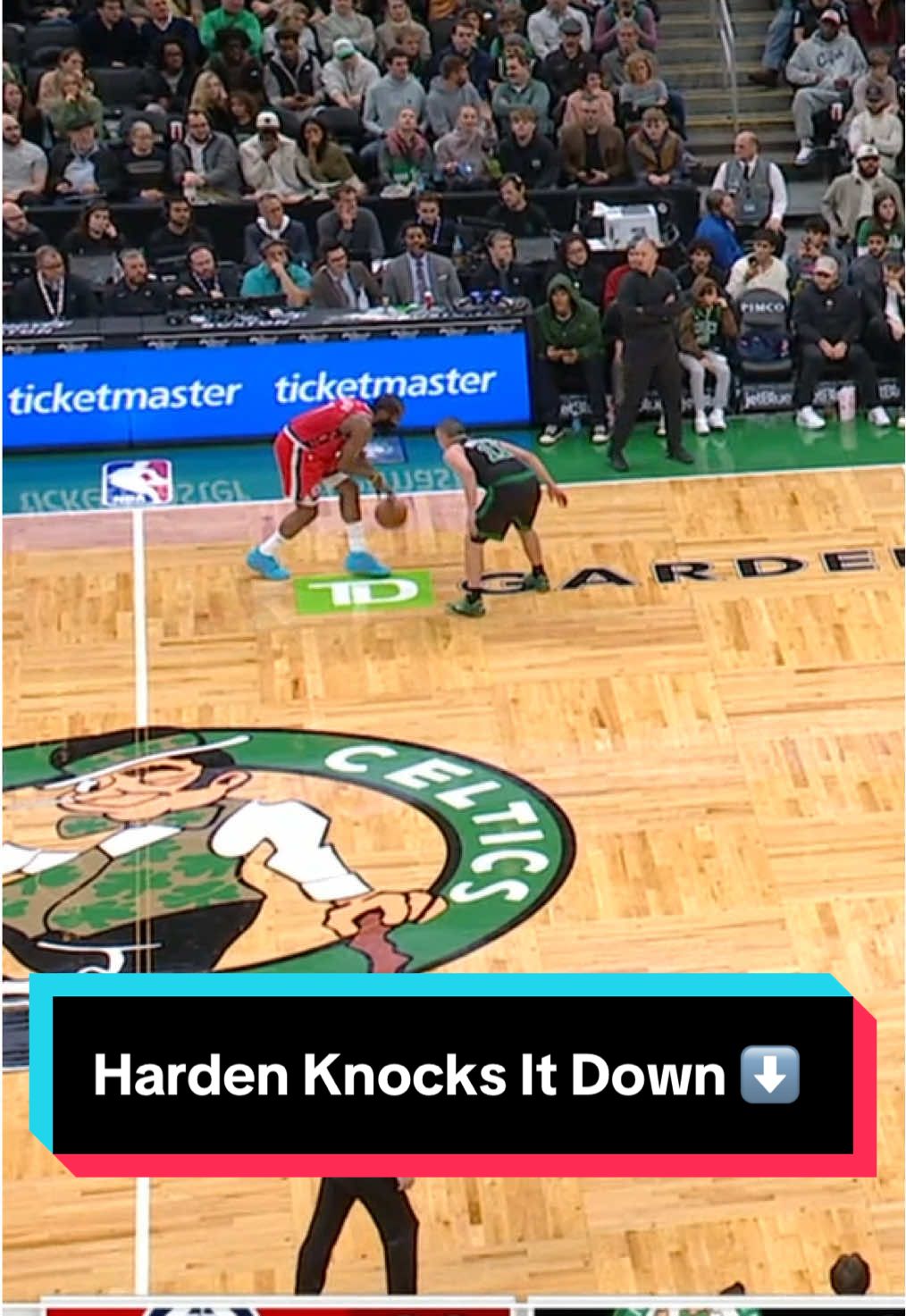 Harden knocks down the three to cut the deficit to five in the 3Q 🔥 #NBA #Basketball #JamesHarden #Clippers 