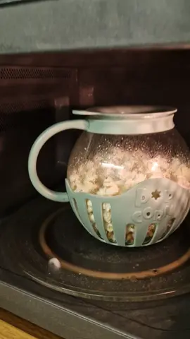 Pipoca saudável sem esforço! A Pipoqueira de Silicone Fitness prepara sua pipoca sem óleo, direto no micro-ondas e sem sujeira. 🍿🔥 Reutilizável, prática e perfeita para quem quer lanchinho rápido e saudável! 💥 Leve a sua hoje com oferta especial na Pulse! #Pulse #TikTokShopBrasil #Pipoqueira #PipocaFitness #OfertaEspecial  