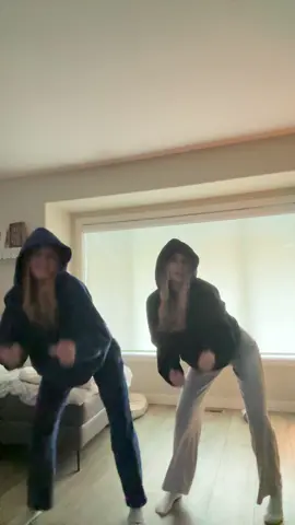Sunday scaries @Ellie #foryoupage #sunday #dance #sisters 🤍✨❤️‍🔥🫶🏼🙏🏼💖