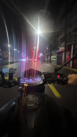 Lah ister galik chi nass motor machi dial chta #biker #casablanca #mt07 #trendingvideo #rain 