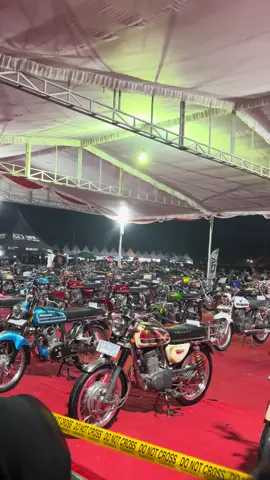 Iki tenan ora cah.. kaos acara cb gur 30k😭🤌 jolali chek keranjang kuning e #cbbekicotnganjuk #cbindonesia #fyp 