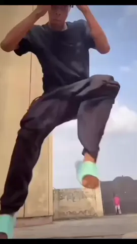 #viralvideo #foryoupage #undergroundmusic #boolymon #funny 