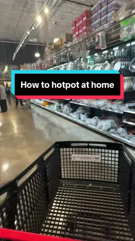 Hot pot at home is the best 🔥 I’ll post a tutorial next! #howtomakehotpotathome #hotpotbowl #tomatohotpot #besthotpotsoupbase 