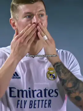 O melhor meio-campo do mundo para Kroos #kroos #pedri #tiktokesportes #barcelona #realmadrid 