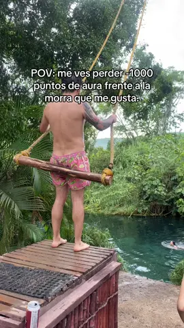 Aparte es la que más fuerte se ríe 🙃