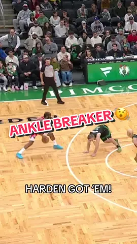 JAMES HARDEN GOT ‘EM WITH THE ANKLE BREAKER 🫨🫨🫨 #NBA #anklebreaker #laclippers #jamesharden #harden 