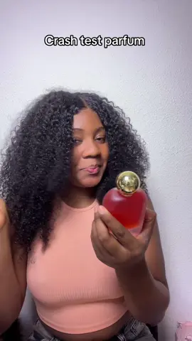 Crash test parfum .Dites moi si vous avez déjà testé ce parfum et dites moi ce que vous en pensez ☺️ #parfum#offrespourtoi #blackfriday 