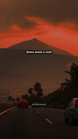 Estou preso a você … 🎵 Dave Fenley - Stuck on You 🎙️Original song : Lionel Richie #lionelrichie #stuckonyou  #traducaodemusica  #lovesong  #audios  #lyrics  #musicaromantica #musicaviral  #trendingvideo  #music 