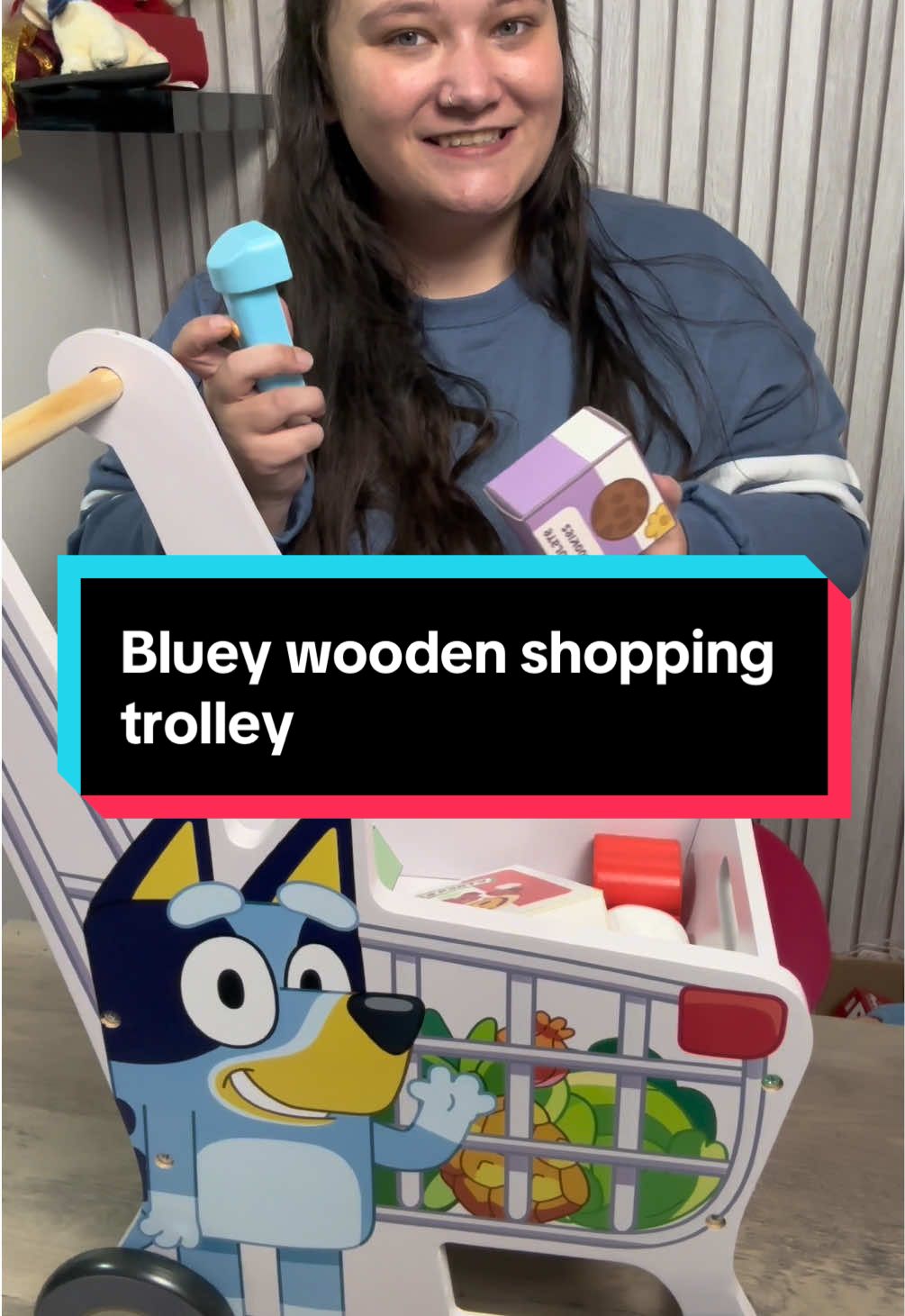 Bluey wooden shopping trolley and accesories #blackfriday #christmasgiftideas #christmas2025 #giftsforkids #bluey 
