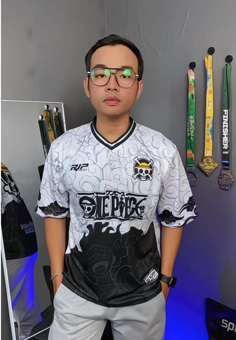 pecinta one piece wajib punya sih ini✨ #jerseyonepiece #jerseyanime #jerseyvintage #outfitcowok 