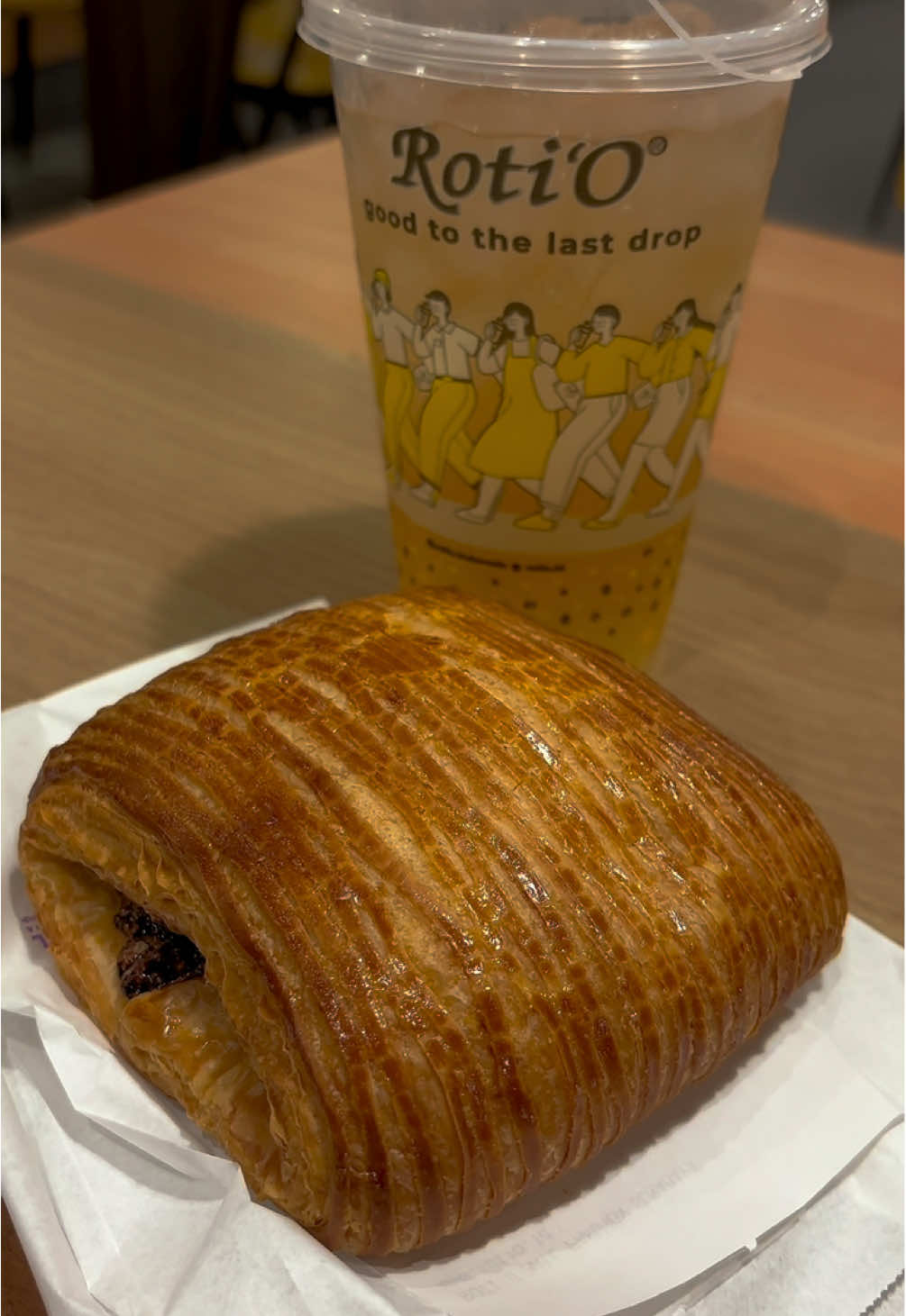 Pastry roti o best🤤 #promomakanharian #rotio #promorotio #pastry #rotioicecream 