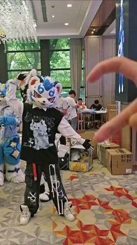 #fursuit #furrysuit #fursuitmaker #fyp 