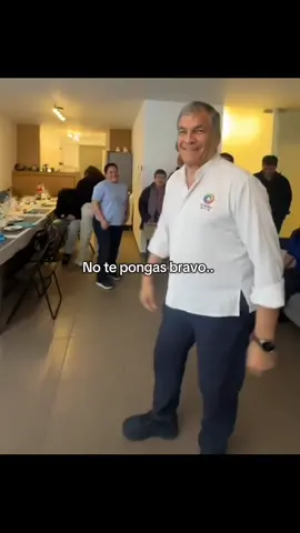 JAJAJA . . . . #rafaelcorreadelgadooficioal #consultapopular2025 #ecuadortiktok #mashicorrea #rafaelcorreadelgado 