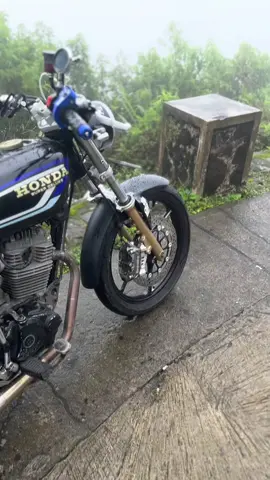 November menolak bersih#gl100 #gl100indonesia #telomoyo #glgank🤙 #fyp 