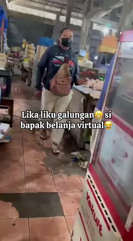 Konotasi sayang istri, the real emansipasi. salut dengan bapak ini🙏 rahayu pak lan rahajeng Galungan🙏🙏🙏 #fyp #videoviral 