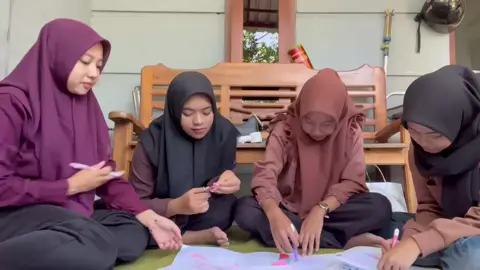 “Mini Vacuum Cleaner cuma 61.000! 😍 Ukuran kecil tapi tenaga hisapnya gak main-main 🔥 Cocok buat bersihin meja belajar, keyboard, hingga sudut kecil yang susah dijangkau ✨🧹 WAJIB punya buat yang suka kebersihan!