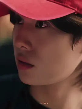 falling over peach era 🍑 #meandtheeseries #phuwintang #pondphuwin 