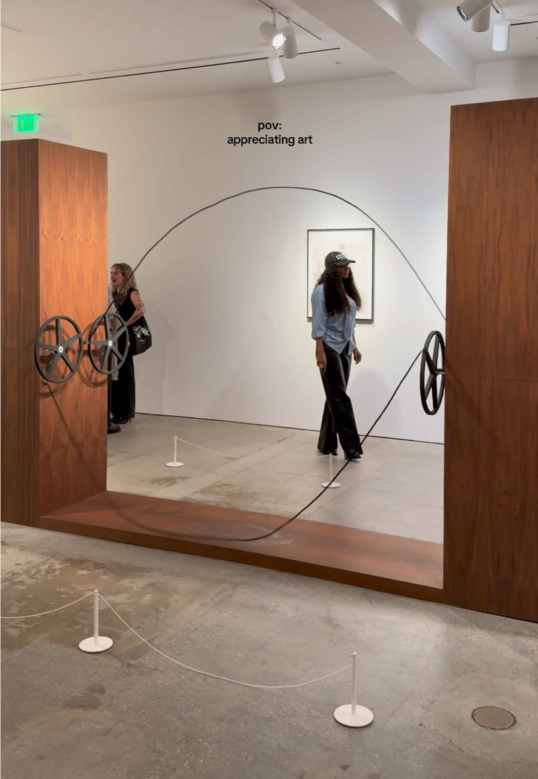 I love an art gallery stroll ✨  #art #artgallery 