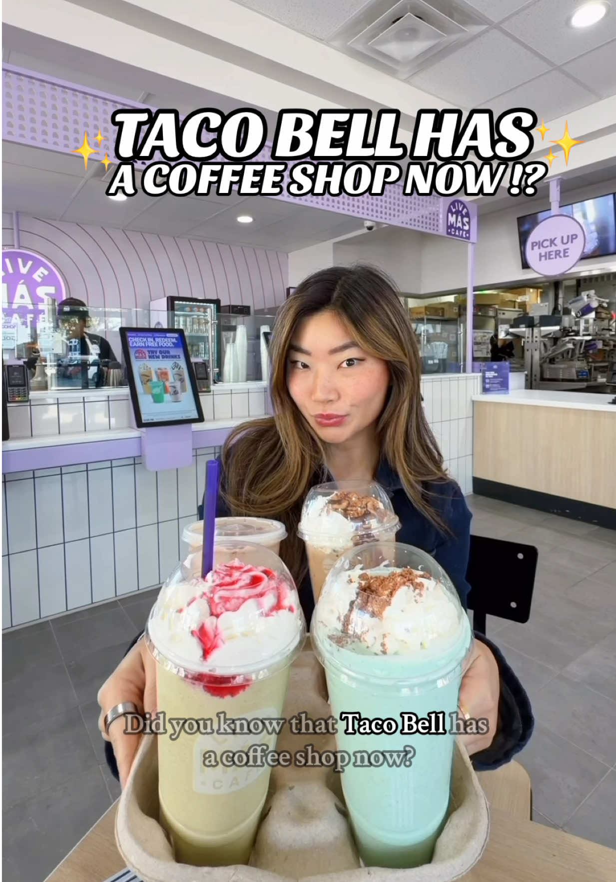 ✨𝘿𝙄𝘿 𝙔𝙊𝙐 𝙆𝙉𝙊𝙒 𝙏𝘼𝘾𝙊 𝘽𝙀𝙇𝙇 𝙃𝘼𝙎 𝘼 𝘾𝙊𝙁𝙁𝙀𝙀 𝙎𝙃𝙊𝙋 ?!!!?✨ they just opened their first Texas location and opening their second one in Houston this week (Nov 20th) so obviously I had to go check it out 👀✨  All their drinks were about $4 so my expectations were pretty low 😅😂 but honestly their selections were pretty unique and I can’t really complain! Their Baja blast pie chiller tasted like keylime pie and their Mexican chocolate churro chiller was probably my favorite !!! (questionable strawberry matcha drink  though🍓🍵😂 but I had to give that one a try too)  ______________________________________  • • • #tacobell #bajablast #new #foodblogger #livemas     