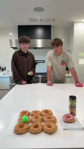 Tik-Tak-Donut 🍩 @Connor Genal #drinknoca 
