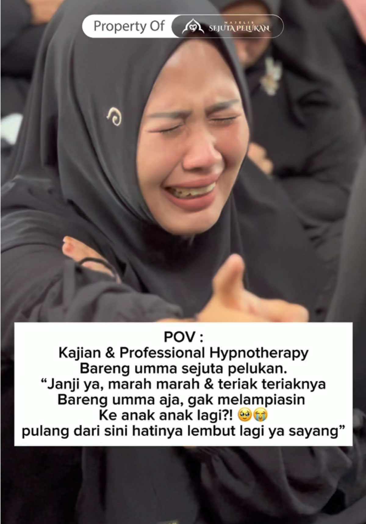 Pulang ketemu umma bi idznillah hatinya lega kan? 🥹Komen “JANJI” untuk umma infoin jadwal di kota kalian melalui DM !!! . UMMA SEJUTA PELUKAN SIAP NERIMA UNDANGAN SPEAKER/ PEMATERI SAFARI DAKWAH INDONESIA NIH : Jenis Undangan yang bisa kamu / Majelis Ta’lim/ Komunitas ajukan 1. Kajian Umum (pengajian & Hypnotherapys  gratis dan tidak berbayar untuk umum)  2. ⁠Kajian Intimate ( Pengajian & Hypotherapist Berbayar khusus / peserta terbatas)  3. ⁠Back To School ( Pengajian & Hypnotherapys khusus guru/orang tua murid/ siswa )  4. ⁠Coorporate ( Pengajian & Hypnotherapy khusus untuk perusahaan/ kantor/ Travel )  5. ⁠Privat VIP (Hypnotherapys yang dilakukan hanya dua mata/ pribadi/ dengan pasangan suami/istri/ keluarga) BOOKING H-5 BULAN YA SENG🫰 . LANGSUNG DM YA📩 (Tema Kemuslimahan, Ibu Bahagia, Parenting,  Professional Hypnotherapy,HypnoParenting,  Kemanusiaan & lainya bisa didiskusikan🙌) #ummasejutapelukan  Manager : +62 896-0805-6471 @_irfanmuttaqin  Manager Uma. . Tiktok 320k RB + Followers, Instagram 75rb + Followers ,Youtube 3Ribu+ Followers. . 🎙️Umma Ilmia Amalia, S.Pd., M.Pd., CH.,CHt., CPHt., CNLP (UMMA SEJUTA PELUKAN)  Spesialist Counseling Parenting & AUD  Certified Professional Hypnotherapist  Certified Neuro-Linguistic Programming  Motivator & Influencer Muslimah Founder Gerakan Ahli Sedekah & Majelis Sejuta Pelukan