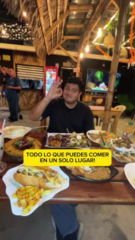 Todo lo que puedes comer en un solo lugar! #bellavista #huecas #quecomer #dondecomer #foodies @Islam Artesanal 