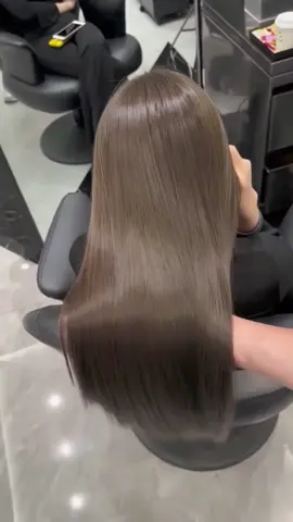 Nhuộm Màu Nâu Tây – Sang mà vẫn tự nhiên Tone nâu tây cực tôn da, hợp mọi kiểu mặt. Lên màu chuẩn – không vàng, không đỏ. #maunhuomdep2025 #maunhuomdep 