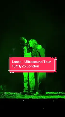 What a night 🥰 @Lorde absolutely blew me away! May have fangirled when Sadie Sink came out! #ultrasoundtour 