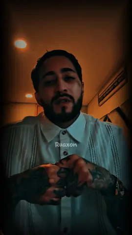 ES DIFERENTE | Neutro Shorty #temazo #esdiferente @Neutro Shorty #videolyrics #musica #elmejor 