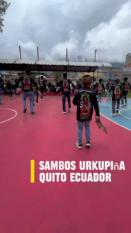 🎉✨ Este 22 de noviembre acompañamos al X Desfile Cultural – Ronda Quiteña Sur junto al grupo de danza folclórica @Sambos Urkupiña Quito Ecuador. Estaremos capturando cada momento de esta gran fiesta. 📸🇪🇨 Un gusto conocerlos @El Caporal más Fiel @La Peke 💋  #FiestasDeQuito #Quito2025 #rescatandotradiciones #rondaquiteñasur #ecuador 