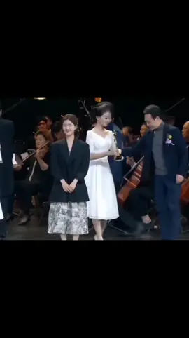 🥹🫶 #zhaolusi #trending #zhaolusi_赵露思 #hiddenlove #fyppppppppppppppppppppppp 