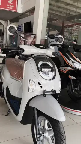Redy nih sobbb!. SCOOPY PRESTIGE SMARTKEY Warna abu abu nya Sobb, Menerima Cash/Kredit flexsibel. Untuk info lebih lanjut bisa hubungin aku (082130667898) Zaki #scoopyprestige #honda #scoopy #garut #garutpride🔥 