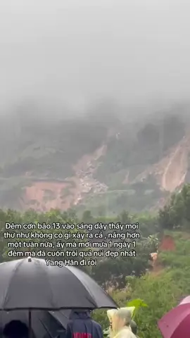 Chỉ mong giờ hết mưa nước đừng dâng lên nữa phía bên khổ dân phía chân núi kia quá rồi #lũlụt #tâynguyen 